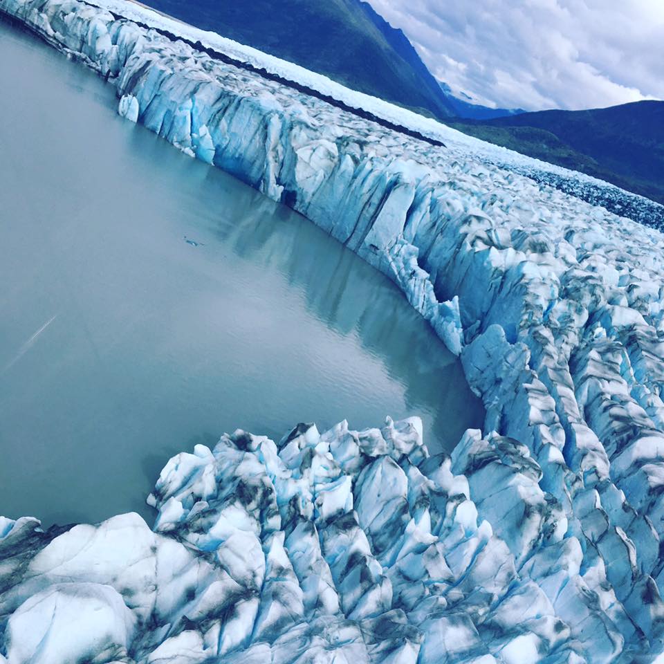 קרחון קניק מצולם מהמסוק